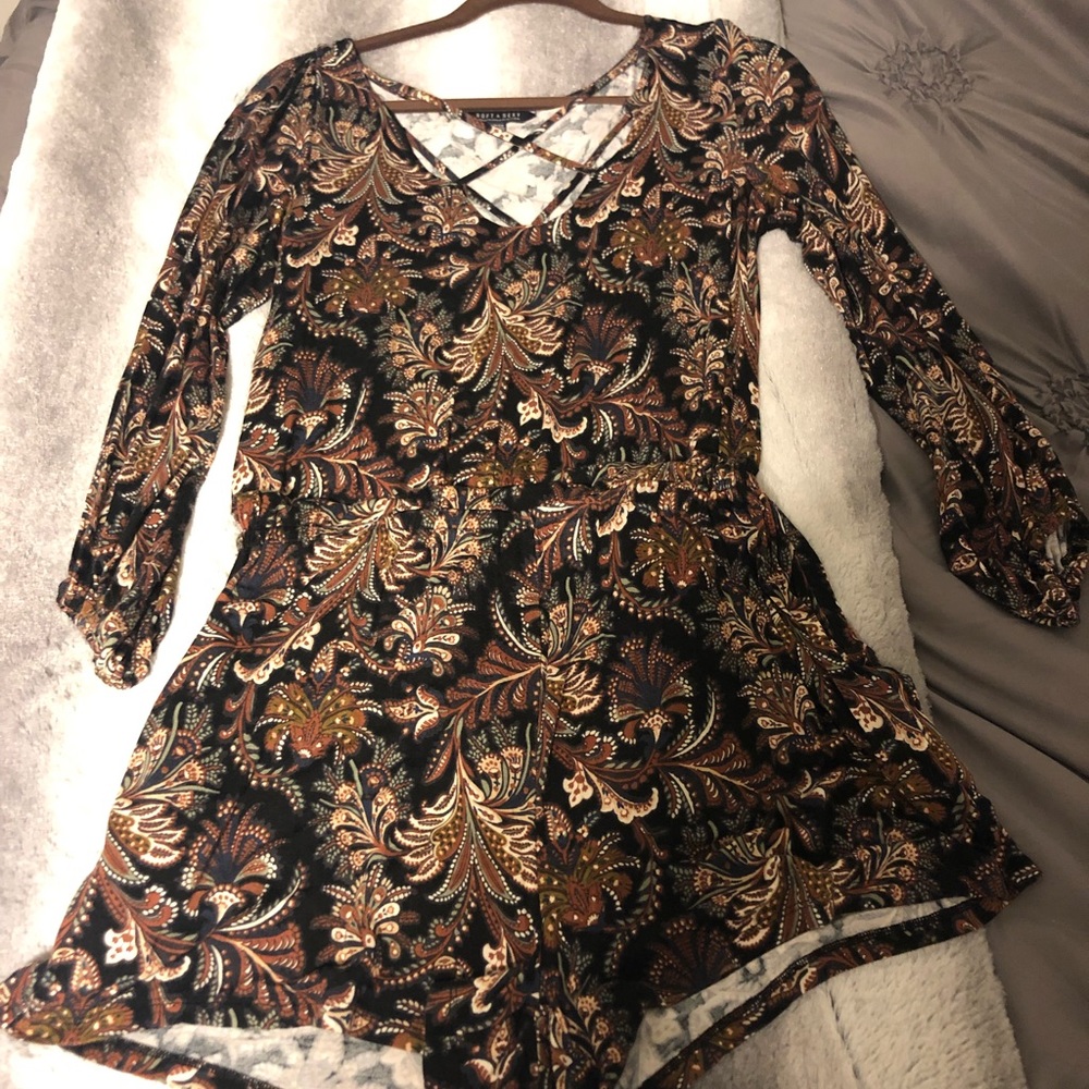 Shorts romper American Eagle size S
